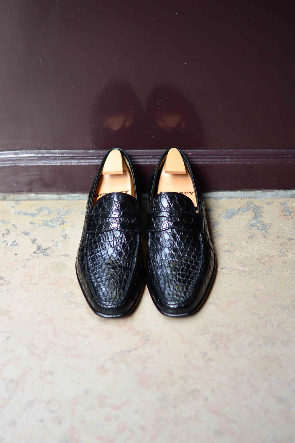 croco_noir_face_8387bca0-26bf- 