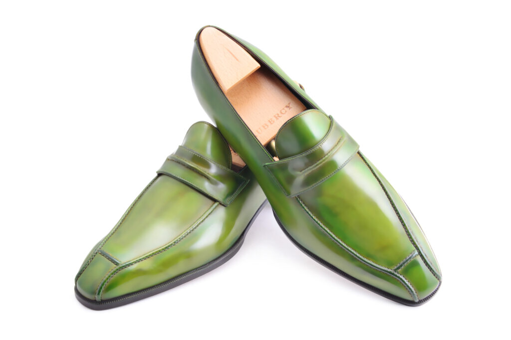 Le mocassin loafer Janus en cuir vert